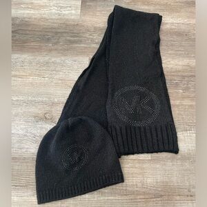 Michael Kors Scarf & Hat Set